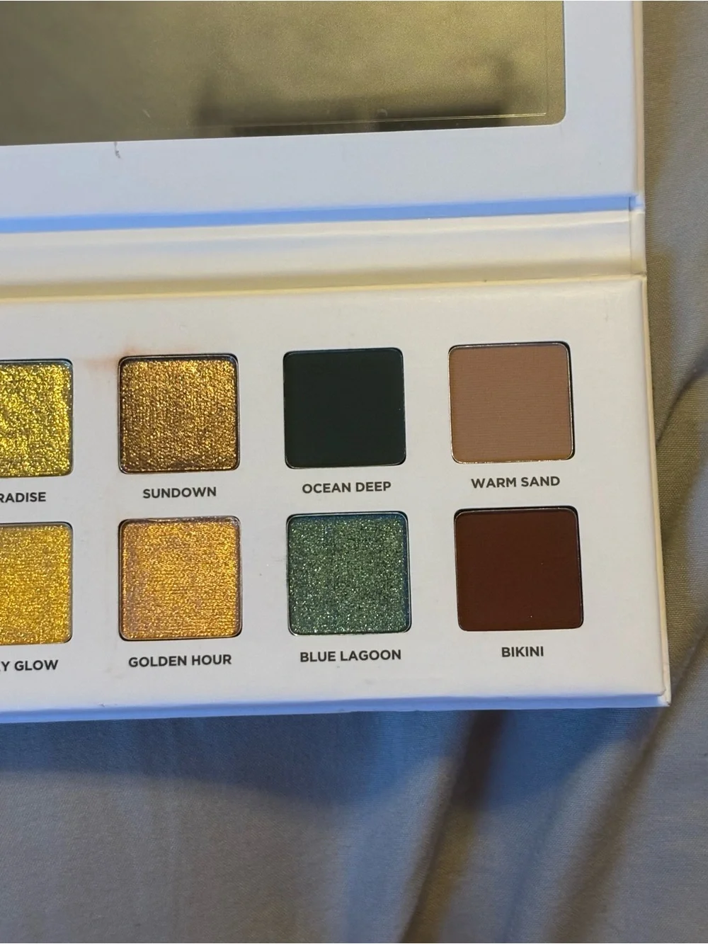 Iconic London Beachside Babe Eyeshadow Palette